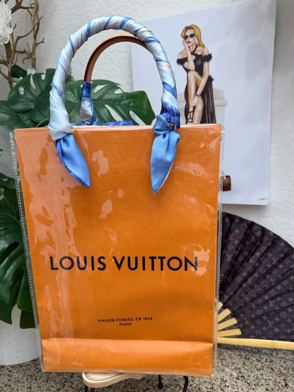 💙🤍Louis Vuitton Gift Bag Tote💙🤍 - Picture 4 of 7